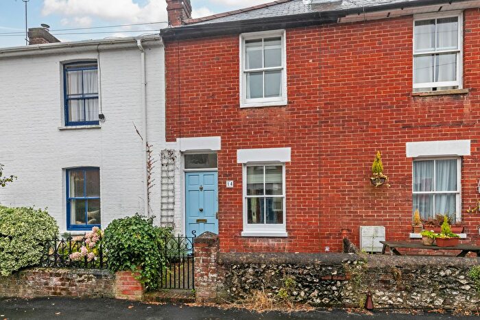 2 Bedroom Terraced House To Rent In Culver Road, Winchester, SO23