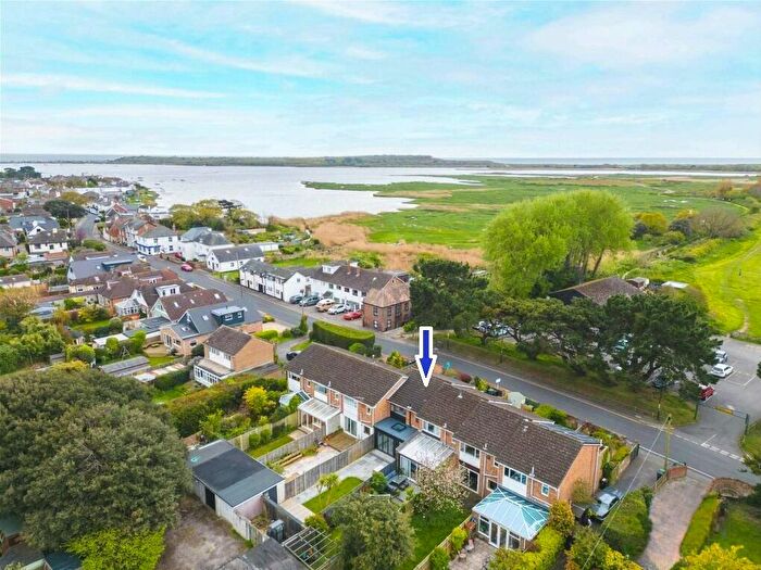 3 Bedroom House For Sale In Stanpit, Christchurch, BH23