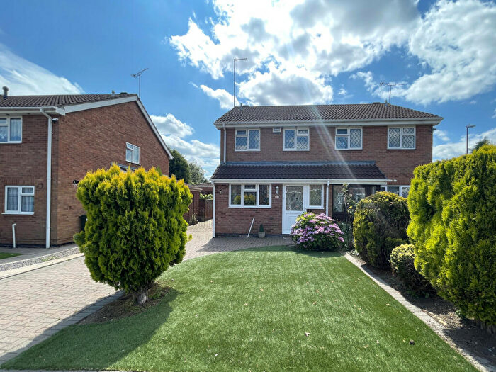 3 Bedroom Semi-Detached House To Rent In Thorney Road, Coventry, CV2