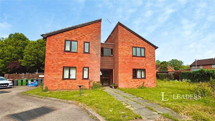 Studio To Rent In Wainwright, PE4