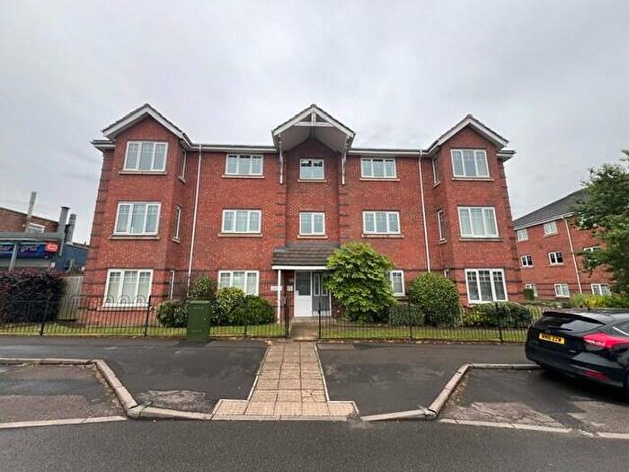 2 Bedroom Flat To Rent In Overslade Lane, Rugby, CV22