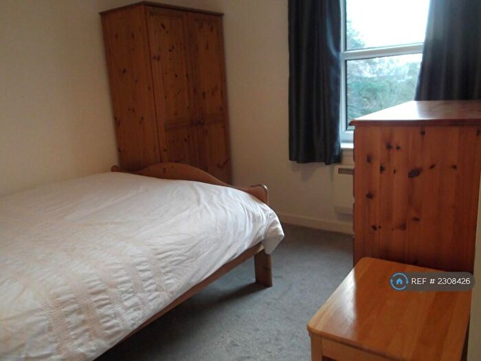 2 Bedroom Flat To Rent In Belmont Road, Aberdeen, AB25