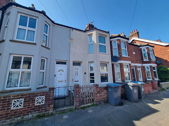 2 Bedroom Terraced House For Sale In Felixstowe, Suffolk, IP11