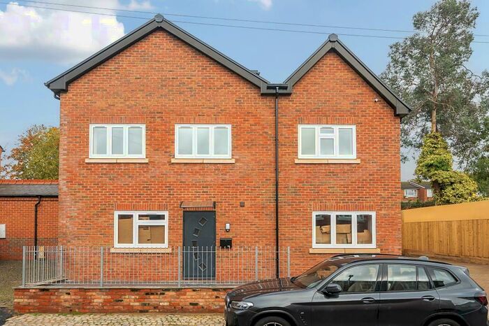 Apartment To Rent In High Wycombe, Bucks, HP13