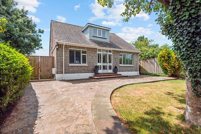 4 Bedroom Detached Bungalow For Sale In Main Road, Osmington, Weymouth, DT3