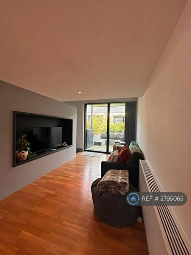 2 Bedroom Terraced House To Rent In Fir St, Salford, M6