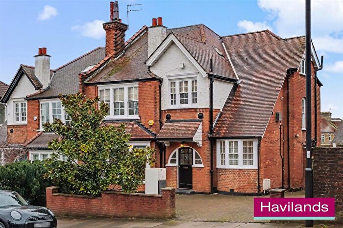 5 Bedroom Detached House To Rent In Old Park Ridings, London, N21