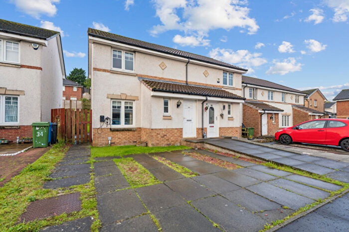 2 Bedroom Semi-Detached House For Sale In Hardridge Road, Bellahouston, Glasgow, G52