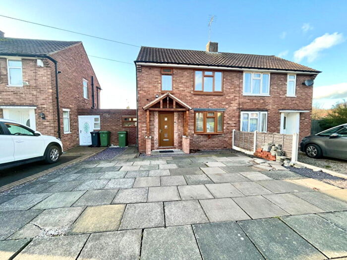 2 Bedroom Semi-Detached House For Sale In Whitethorn Road, Wordsley, Stourbridge., DY8