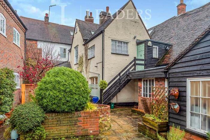 1 Bedroom Apartment To Rent In Abbey Mews, AL1