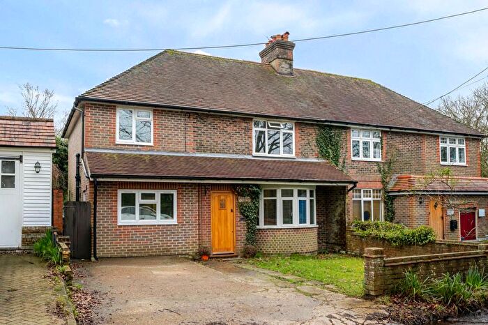 3 Bedroom Property For Sale In New Pond Hill, Heathfield, TN21