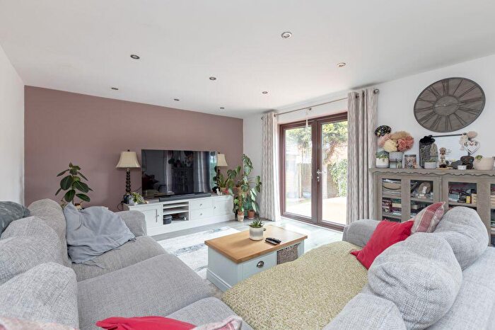 4 Bedroom Semi-Detached House For Sale In Mucklets Crescent, Musselburgh, EH21