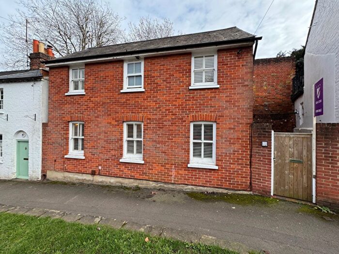 2 Bedroom Detached House For Sale In Greys Road, Henley-On-Thames, Oxfordshire, RG9