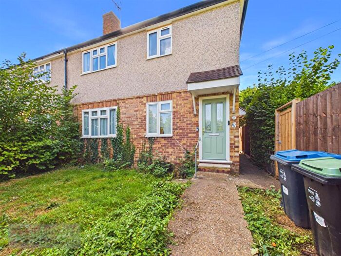 2 Bedroom Maisonette To Rent In Taunton Lane, Coulsdon, CR5