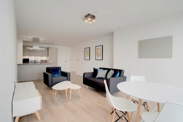 1 Bedroom Flat For Sale In Stratosphere Tower, Great Eastern Road, London, E15