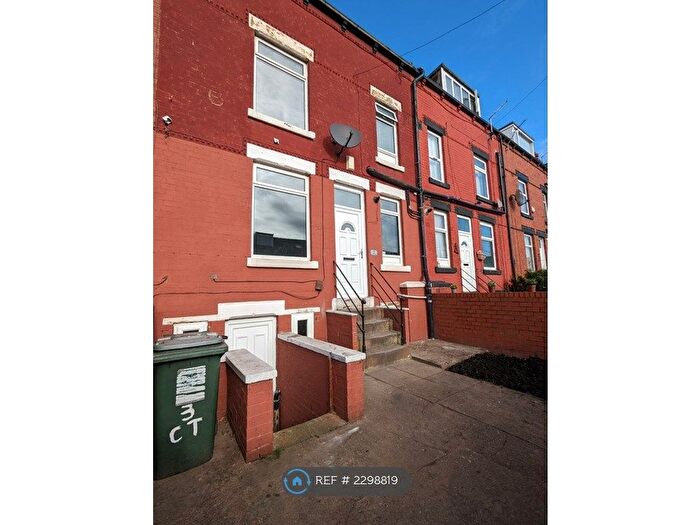 2 Bedroom Terraced House To Rent In Colwyn Terrace, Leeds, LS11
