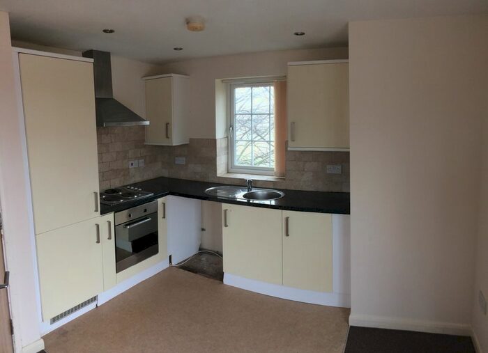 2 Bedroom Flat To Rent In Denmark Street, Wakefield, West Yorkshire, WF1