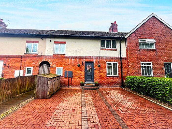 3 Bedroom Terraced House For Sale In Stockwell Crescent, Knaresborough, HG5