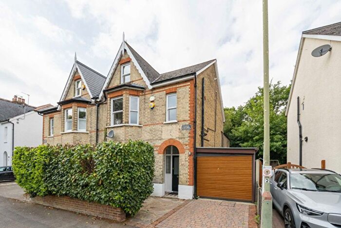 5 Bedroom Property To Rent In West Grove, Walton, KT12