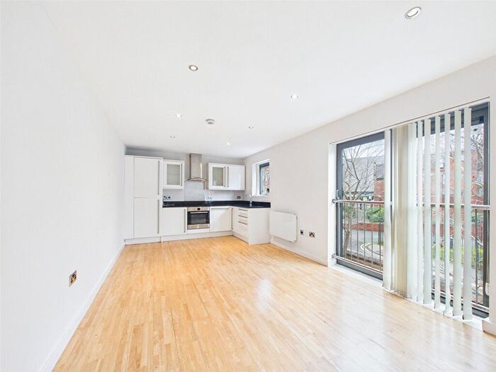 1 Bedroom Apartment To Rent In Old Cross House, Church Street, Beeston, Nottingham, NG9