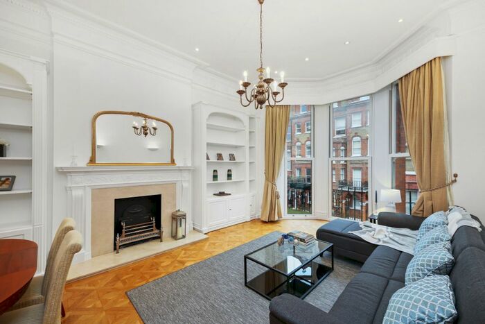 2 Bedroom Flat To Rent In Cresswell Gardens, London, SW5