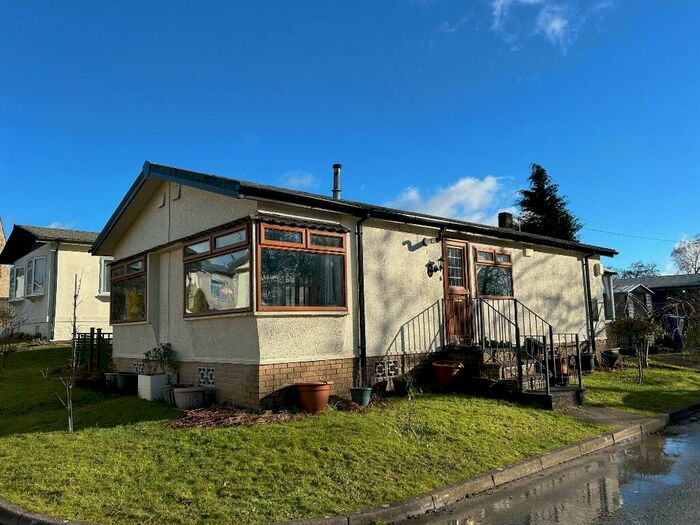 2 Bedroom Park Home For Sale In Bowland Fell Park, BD23