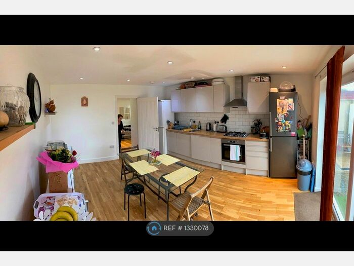 3 Bedroom Semi-Detached House To Rent In Chaplin Road, Wembley, HA0