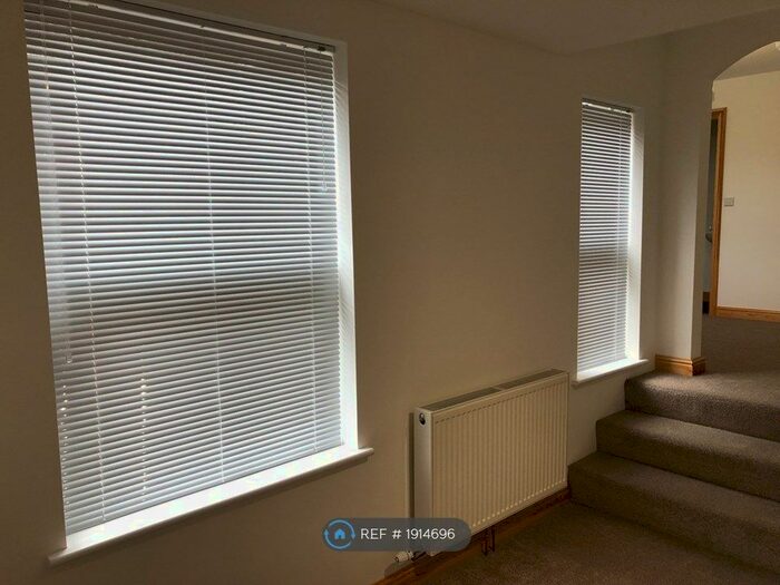 1 Bedroom Flat To Rent In The Avenue, Acocks Green, Birmingham, B27