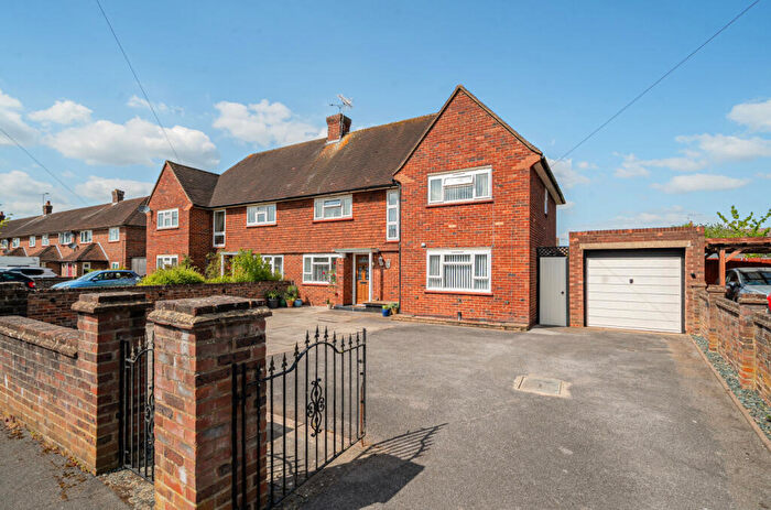 4 Bedroom Semi-Detached House For Sale In Church View, Ash, Surrey, GU12