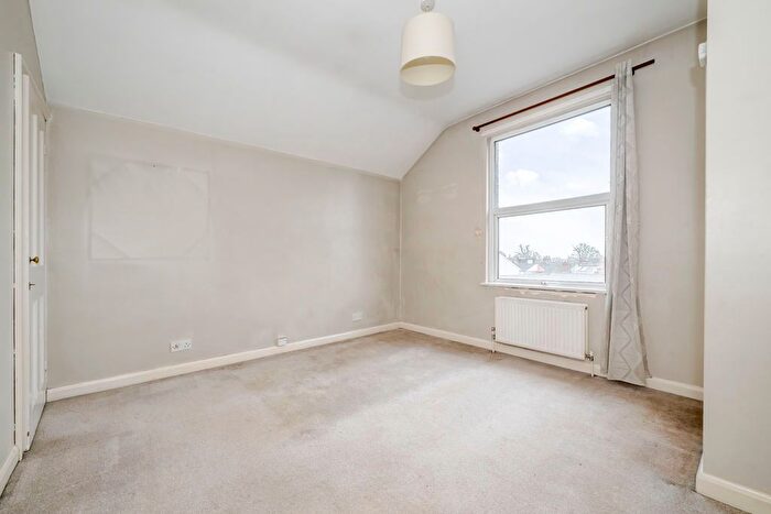 2 Bedroom Semi-Detached House For Sale In St. Peters Street, Tunbridge Wells, TN2 - Photo 9