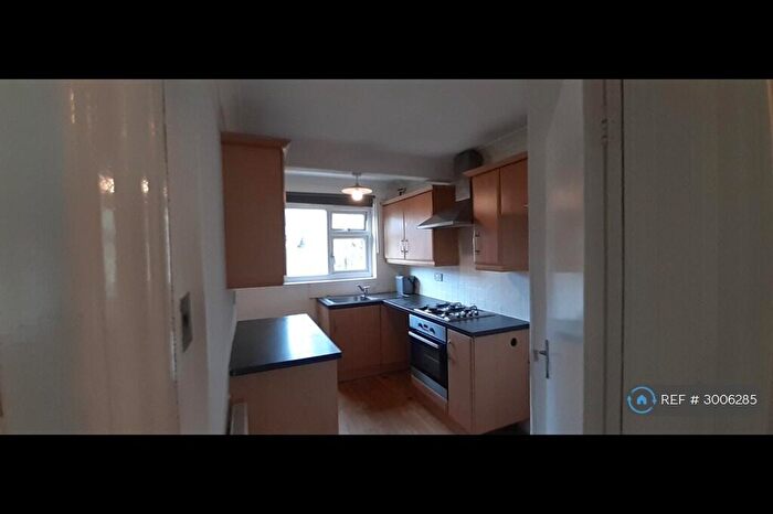 2 Bedroom Flat To Rent In Cotswold Road, Chorley, PR7