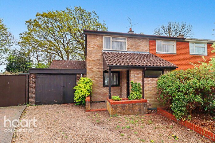 3 Bedroom Semi-Detached House For Sale In Swallowdale, Colchester, CO2