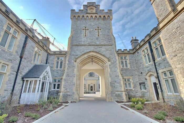 2 Bedroom Flat To Rent In Milton Road, Portsmouth, PO3