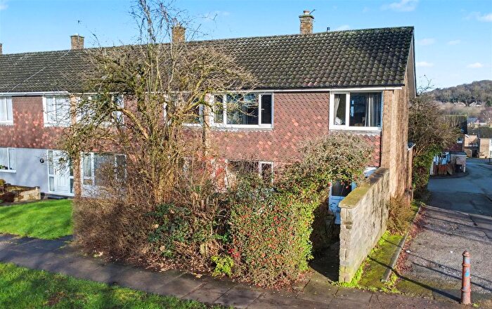 3 Bedroom Town House For Sale In Montrose Court, Stapleford, NG9