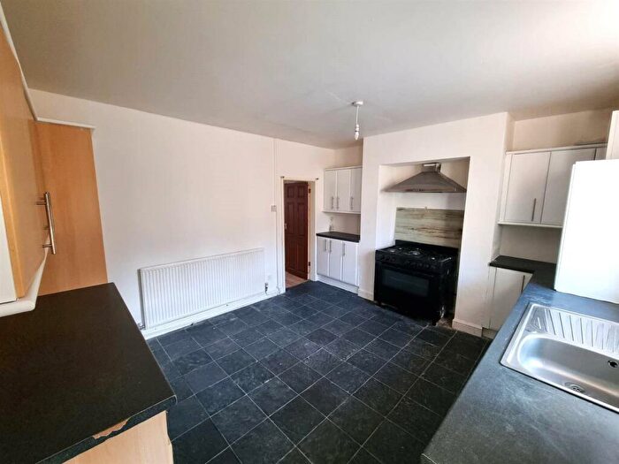 3 Bedroom House To Rent In Hall Street, Blackburn, BB2
