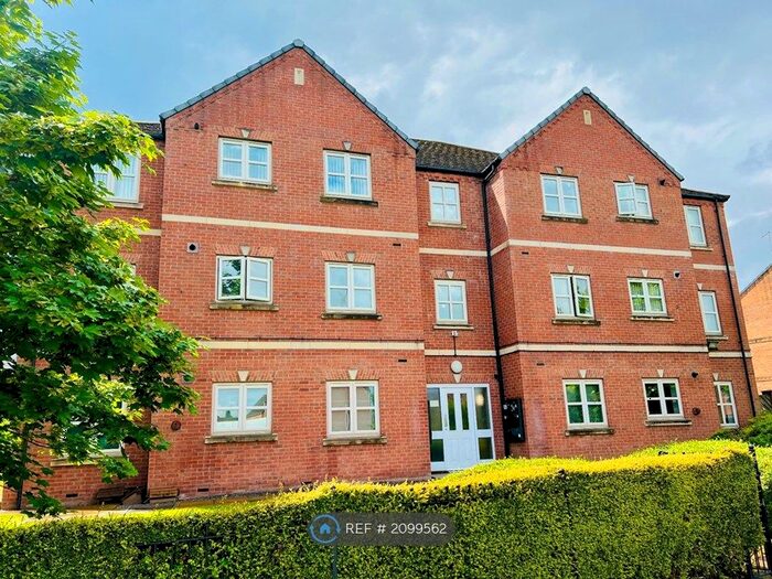 2 Bedroom Flat To Rent In Monk Bretton, Barnsley, S71