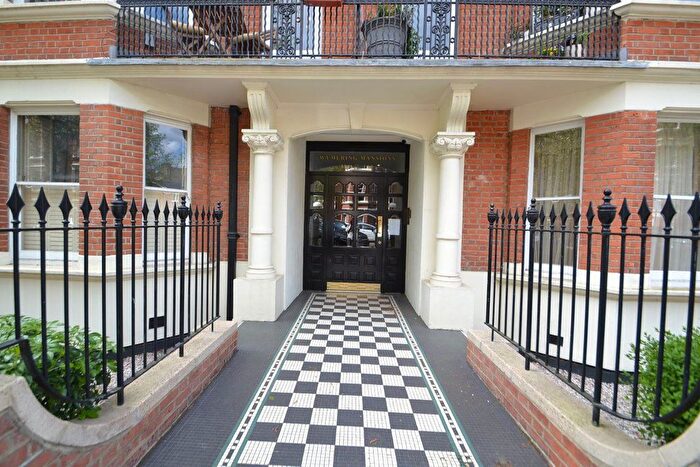 3 Bedroom Flat To Rent In Wymering Road, London, W9