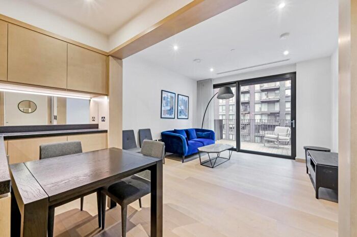 1 Bedroom Flat To Rent In Legacy Building, Embassy Gardens, London, SW11