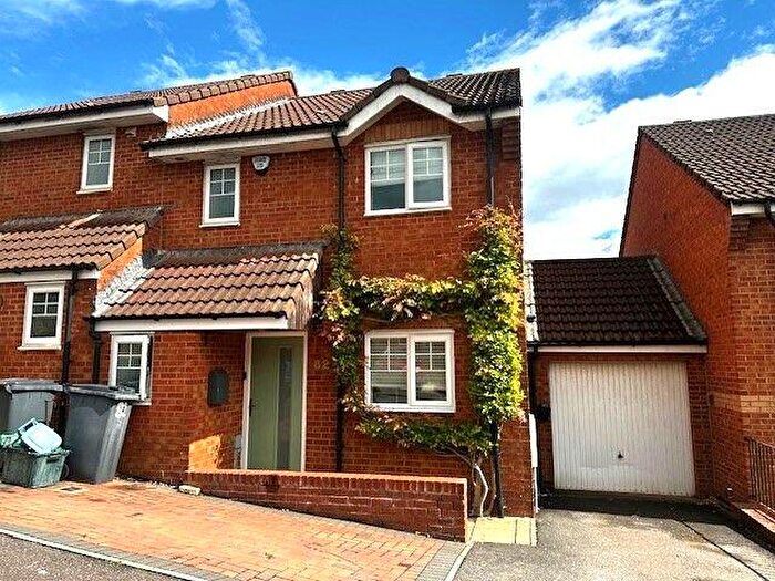 3 Bedroom Semi Detached House For Sale In Byron Way, Exmouth, EX8