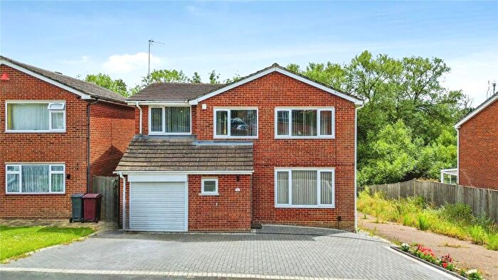 4 Bedroom Detached House For Sale In Tallis Lane, Reading, Berkshire, RG30