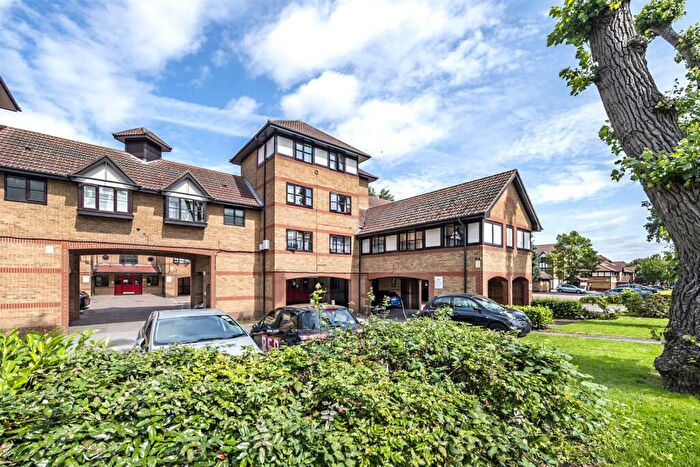 2 Bedroom Flat To Rent In Somerset Gardens, London, N17