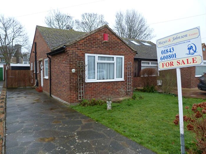 2 Bedroom Semi-Detached Bungalow For Sale In Cedar Close, Broadstairs, Kent, CT10