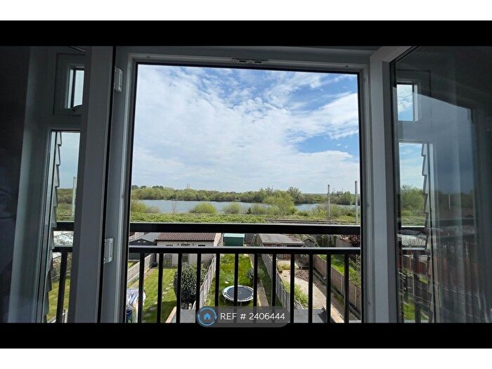 4 Bedroom Terraced House To Rent In Eastfield Road, Waltham Cross, EN8