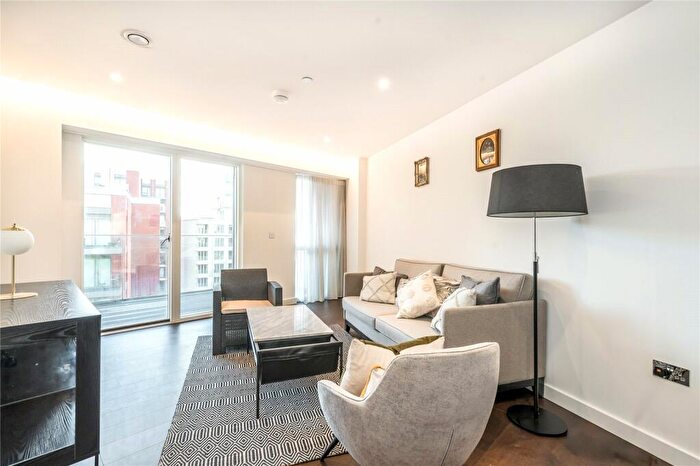 2 Bedroom Apartment To Rent In Malthouse Road, London, SW11