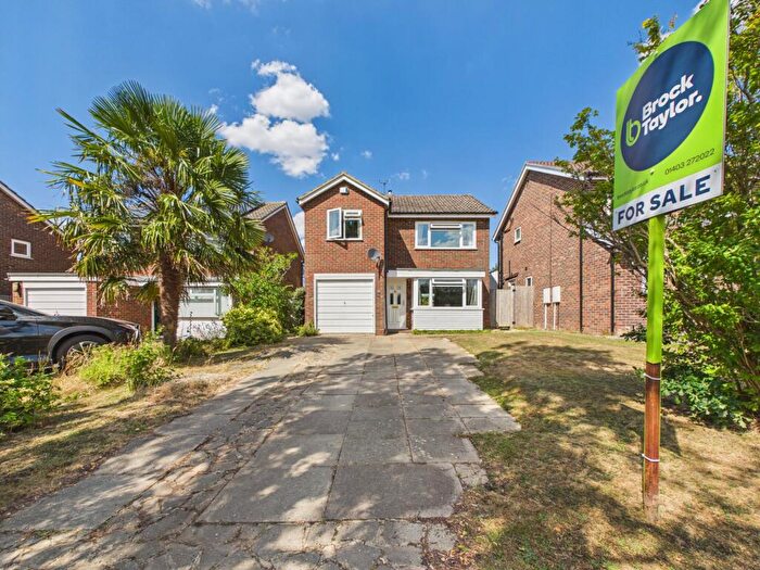 4 Bedroom Detached House For Sale In Brambling Road, Horsham, West Sussex, RH13