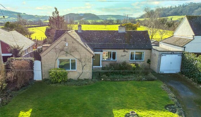 3 Bedroom Bungalow For Sale In Alstone, Tewkesbury, Gloucestershire GL20