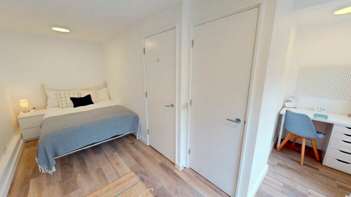 6 Bedroom House To Rent In Monterey Gardens, EX4