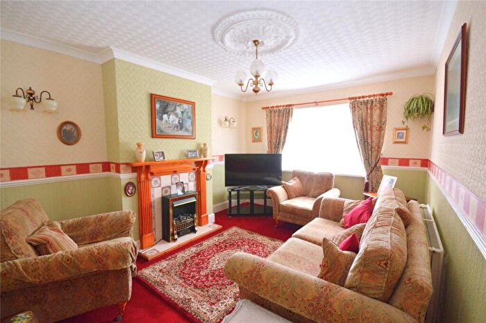 2 Bedroom Semi-Detached Bungalow For Sale In Shirburn Road, Plymouth, Devon, PL6