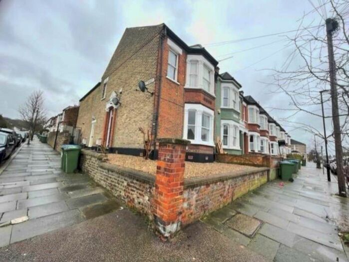 2 Bedroom Flat To Rent In Abbey Wood Rd., London, SE2