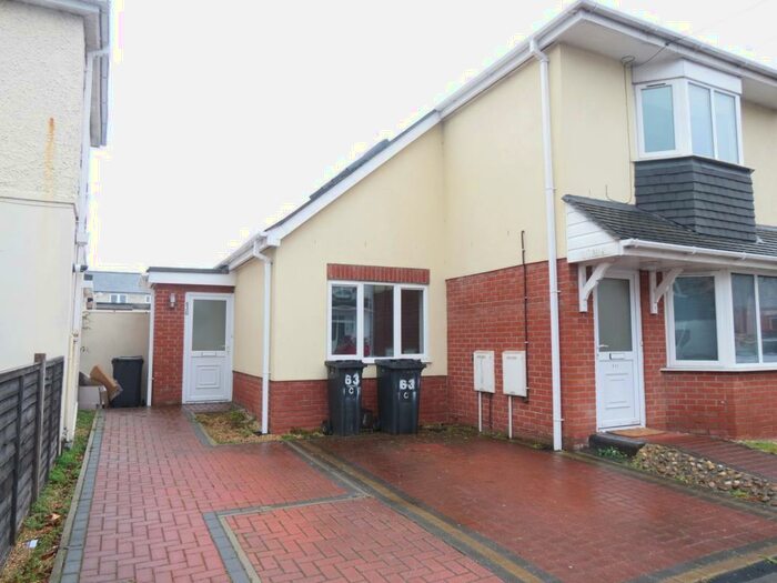 1 Bedroom Flat To Rent In Bedroom First Floor Flat In Southbourne, BH6